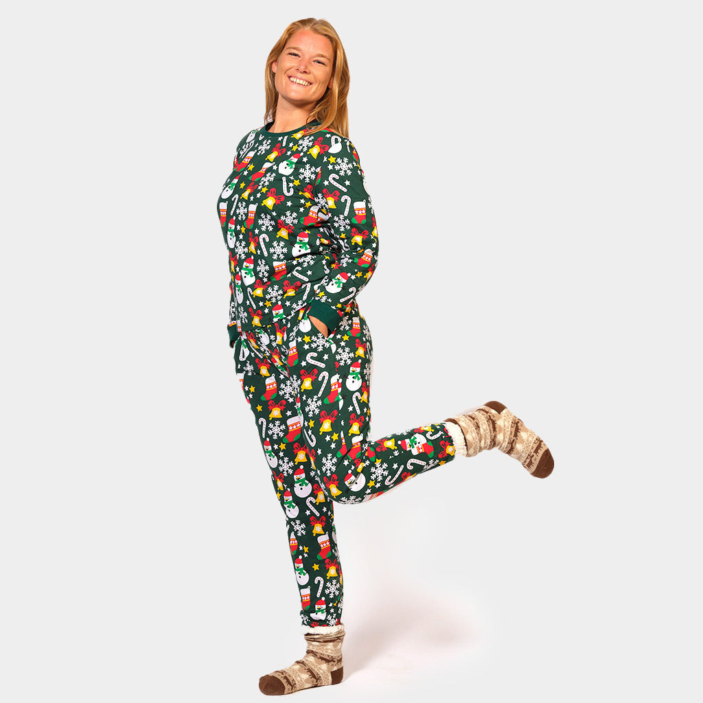 Green Christmas pajama for Women with Christmas motifs