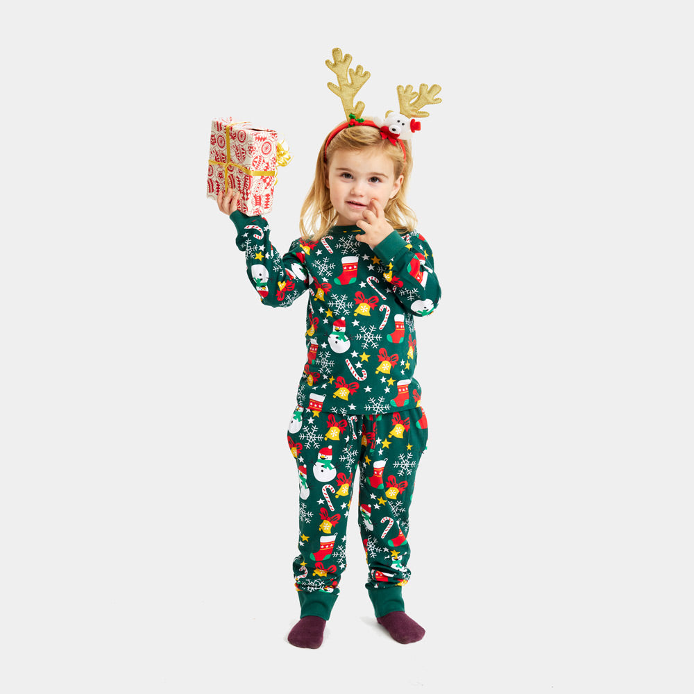 Green Christmas Pajama Family Children Christmas motifs

